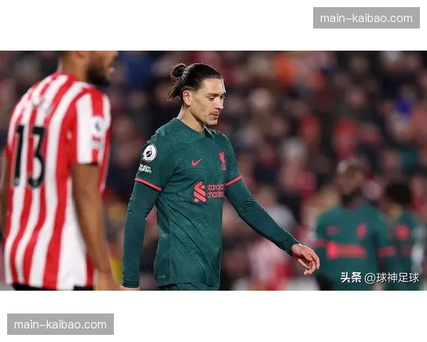 劳塔罗就是我们的心脏，他在攻防两端的表现都很出色